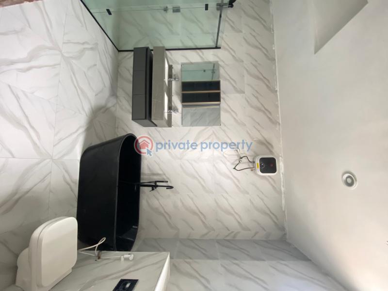 5 bedroom Detached Duplex For Sale Chevron Drive Lekki Lagos - 19