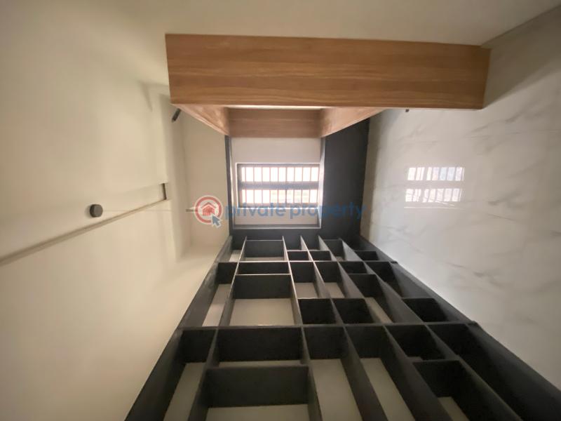 Stunning 5 bed duplex with spacious compound - 27 5 bedroom Detached Duplex For Sale Royal Garden Ajah Lagos - 27