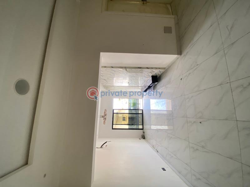 Stunning 5 bed duplex with spacious compound - 26 5 bedroom Detached Duplex For Sale Royal Garden Ajah Lagos - 26