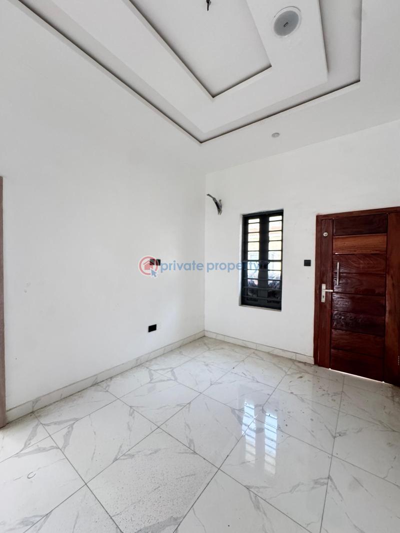 5 bedroom Detached Duplex For Sale Ologolo Lekki Lagos - 3