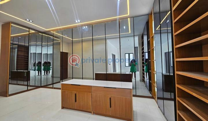 Stunning 5 bedroom detached duplex with boys quarter and swimming pool - 8 5 bedroom Detached Duplex For Sale Ajah Lagos - 8