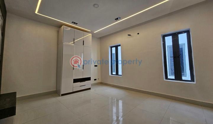 Stunning 5 bedroom detached duplex with boys quarter and swimming pool - 14 5 bedroom Detached Duplex For Sale Ajah Lagos - 14