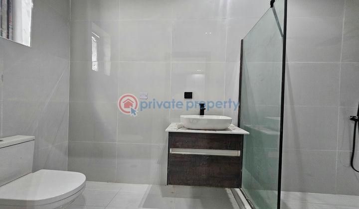 Stunning 5 bedroom detached duplex with boys quarter and swimming pool - 18 5 bedroom Detached Duplex For Sale Ajah Lagos - 18