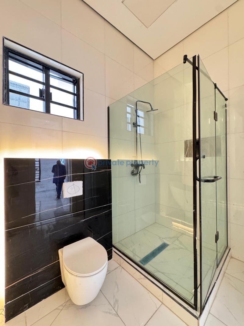 5 bedroom Detached Duplex For Sale Chevron Drive Lekki Lagos - 1