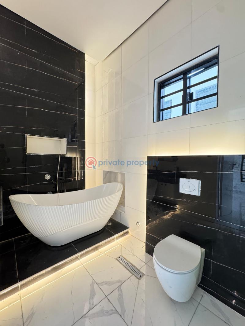 5 bedroom Detached Duplex For Sale Chevron Drive Lekki Lagos - 3