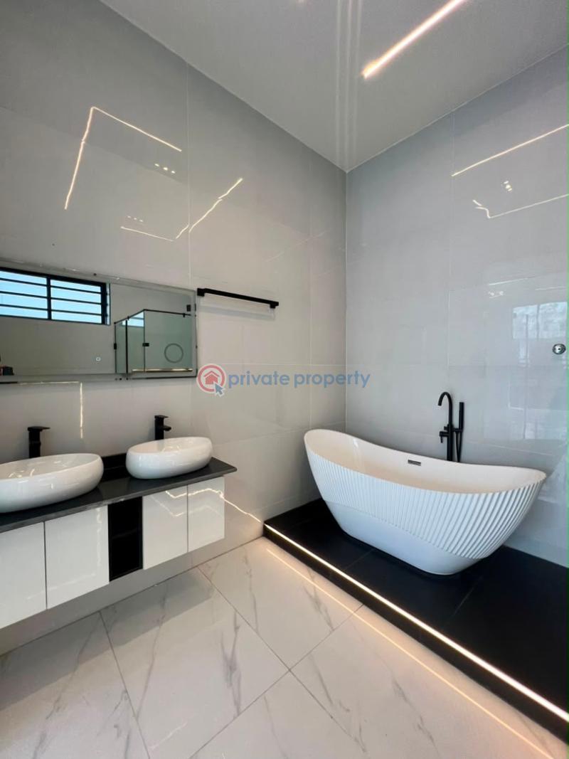 5 bedroom Detached Duplex For Sale Chevron Lekki Lagos - 16