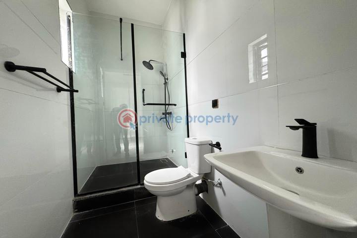 Stunning 5 bedroom detached house with swimming pool and bq - 14 5 bedroom Detached Duplex For Sale Victoria Garden City Lekki Lagos - 14