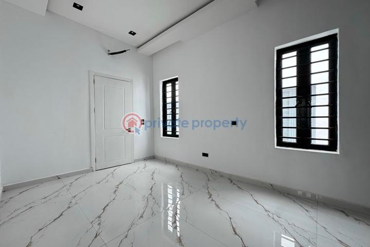 Stunning 5 bedroom detached house with swimming pool and bq - 15 5 bedroom Detached Duplex For Sale Victoria Garden City Lekki Lagos - 15
