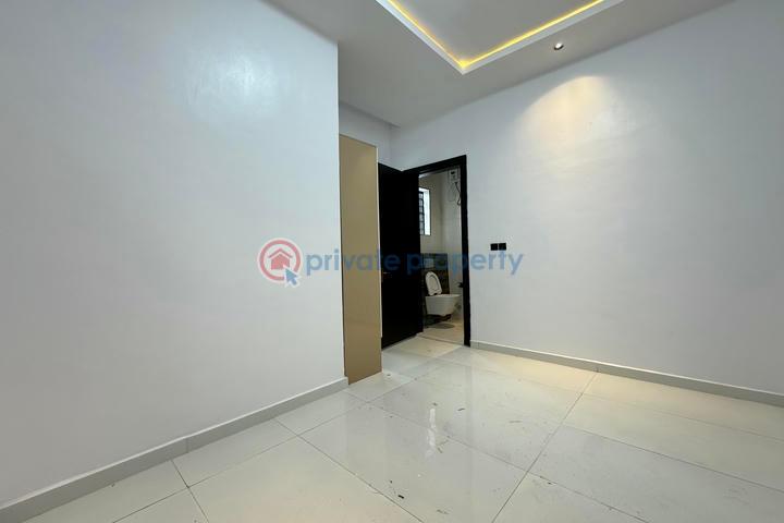 Stunning 5 bedroom detached house with swimming pool and bq - 7 5 bedroom Detached Duplex For Sale Ajah Lagos - 7