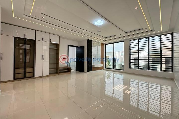 Stunning 5 bedroom detached house with swimming pool and bq - 12 5 bedroom Detached Duplex For Sale Ajah Lagos - 12