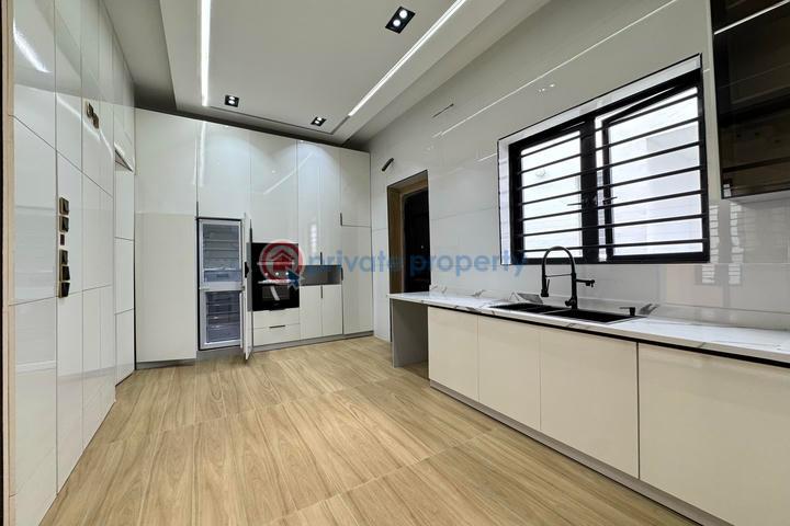 Stunning 5 bedroom detached house with swimming pool and bq - 6 5 bedroom Detached Duplex For Sale Victoria Garden City Lekki Lagos - 6