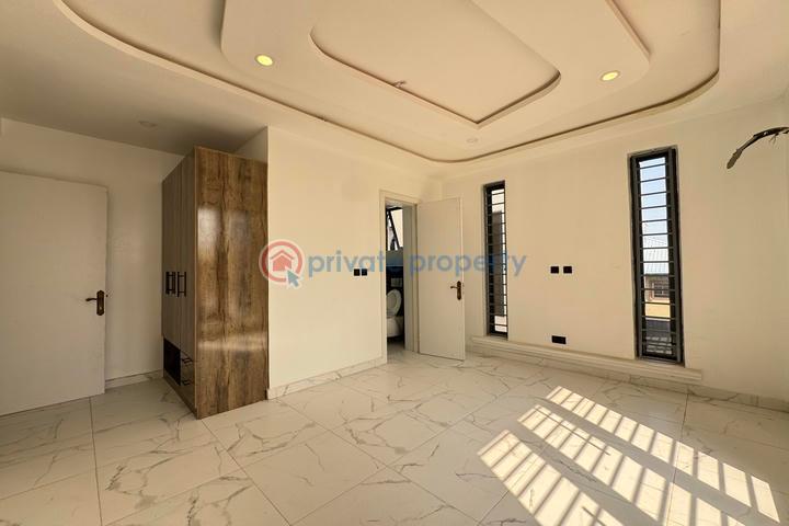 5 bedroom Detached Duplex For Sale Opebi Ikeja Lagos - 11