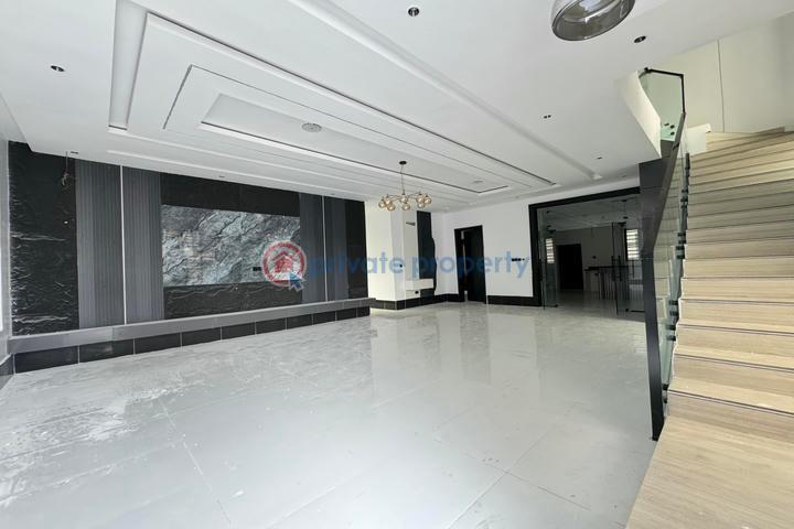 Stunning 5 bedroom detached house with swimming pool and bq - 3 5 bedroom Detached Duplex For Sale Ajah Lagos - 3