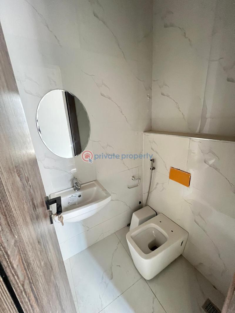 5 bedroom Duplex For Sale Magodo Phase 2 Estate Berger Ojodu Lagos - 4