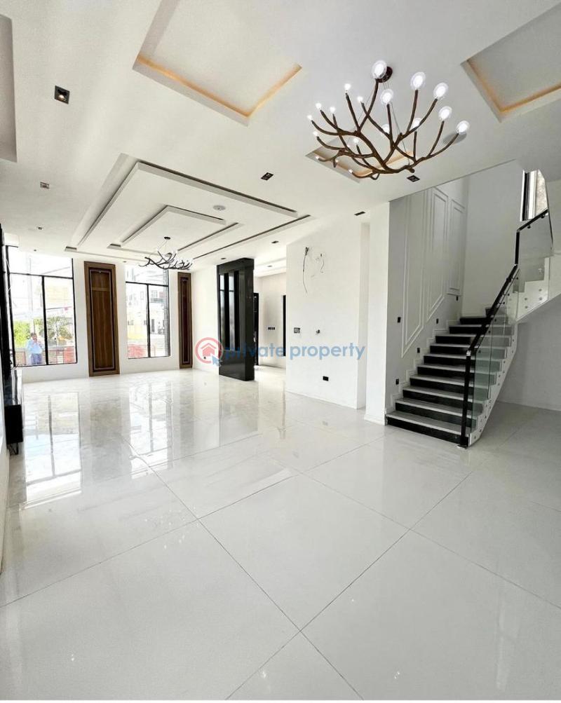 5 bedroom Duplex For Sale Lekki Expressway Lagos - 1