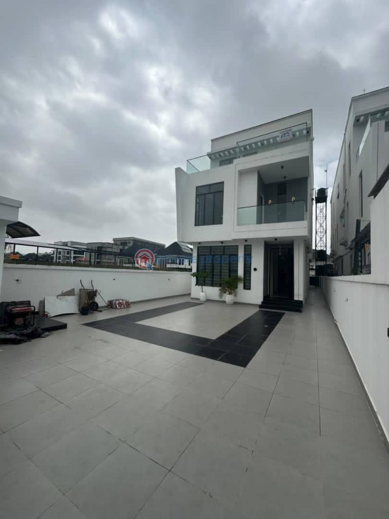 5 bedroom Detached Duplex For Sale Lekki Phase 1 Lagos