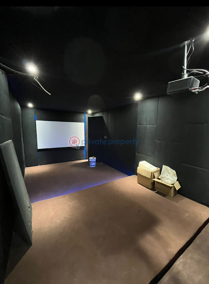 5 bedroom Duplex For Sale Located Inside An Estate, Well Interlocked, Very Secured, Constant Light Osapa London Lekki Lagos - 3