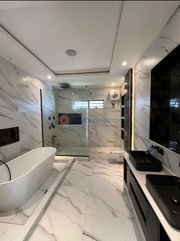 5 bedroom Duplex For Sale Located Inside An Estate, Well Interlocked, Very Secured, Constant Light Osapa London Lekki Lagos - 4