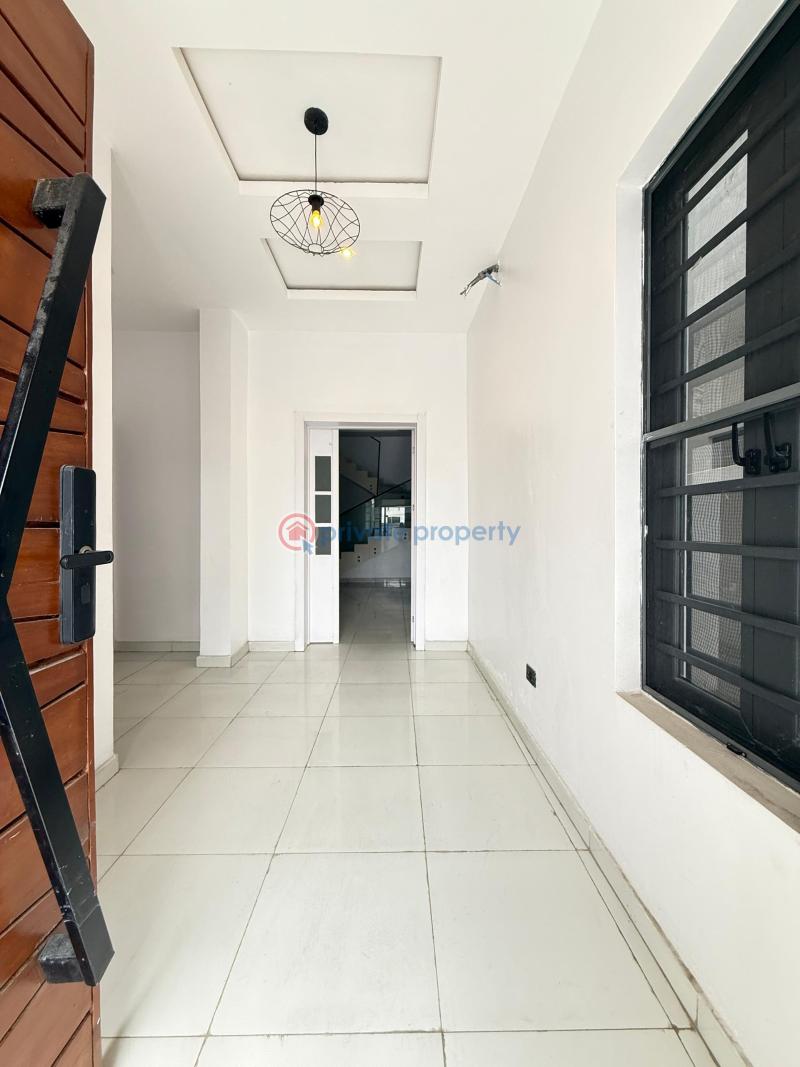 5 bedroom Detached Duplex For Sale Chevron Drive Lekki Lagos - 9
