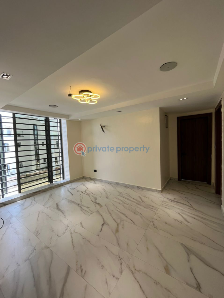 5 bedroom Duplex For Sale Located Inside An Estate, Well Interlocked, Very Secured, Constant Light Osapa London Lekki Lagos - 7