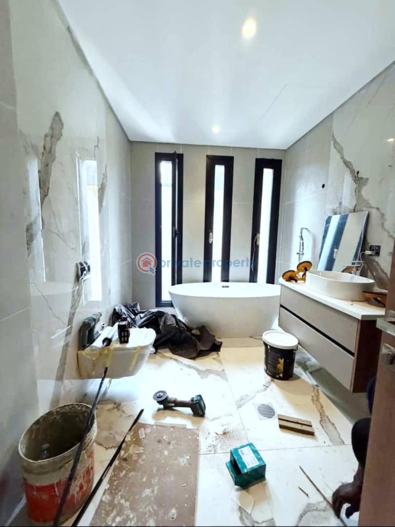 5 bedroom Detached Duplex For Sale Banana Island Ikoyi Lagos - 2