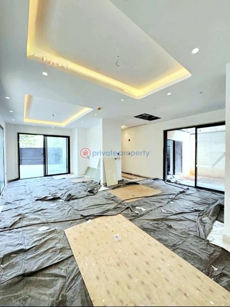 5 bedroom Detached Duplex For Sale Banana Island Ikoyi Lagos - 9