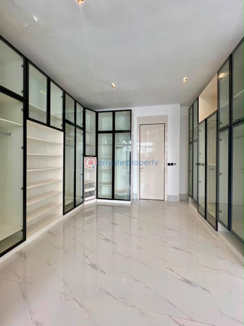 5 bedroom Detached Duplex For Sale Chevron Drive Lekki Lagos - 15