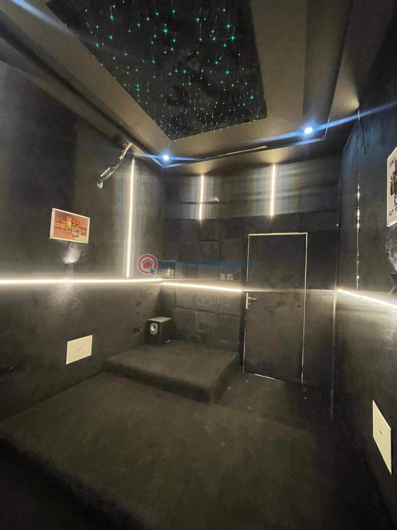 5 bedroom Detached Duplex For Sale Ikota Lekki Lagos - 10