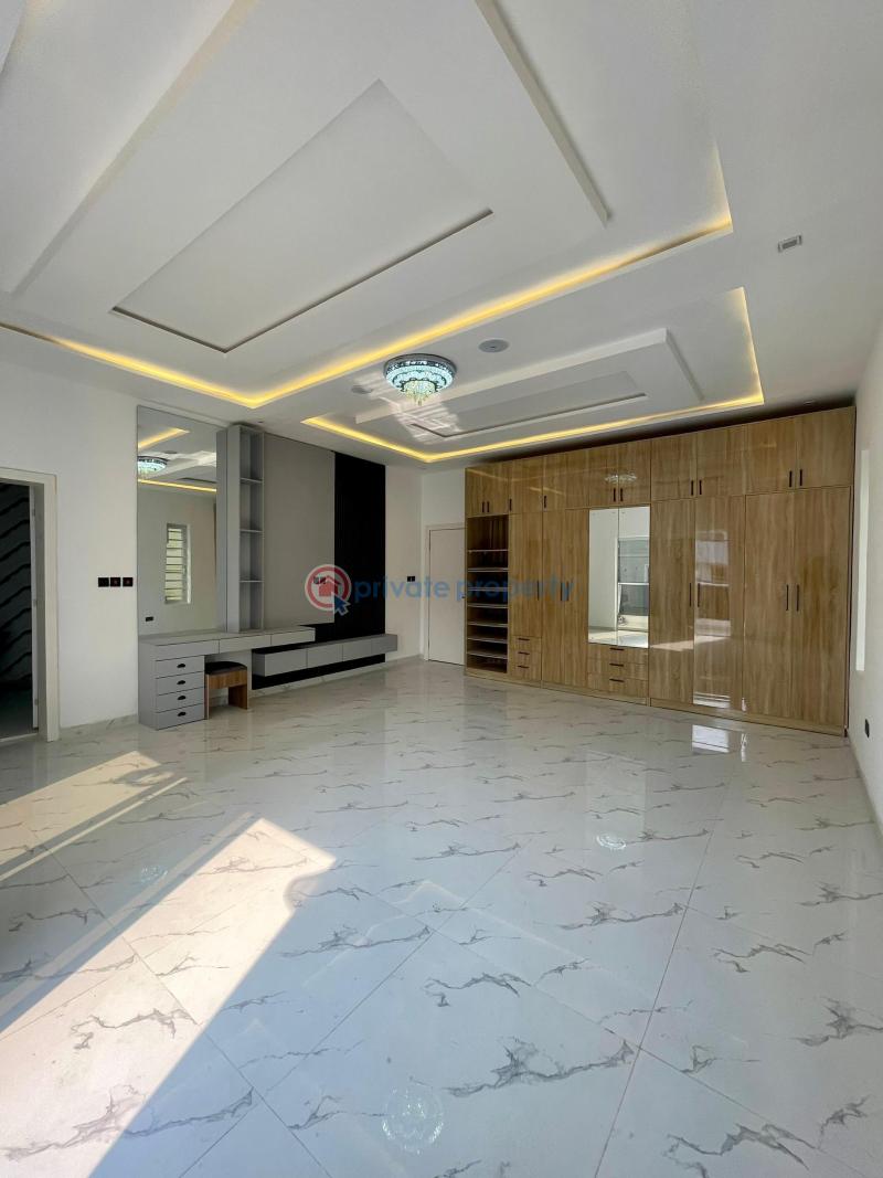 5 bedroom Detached Duplex For Sale Ikota Lekki Lagos - 13