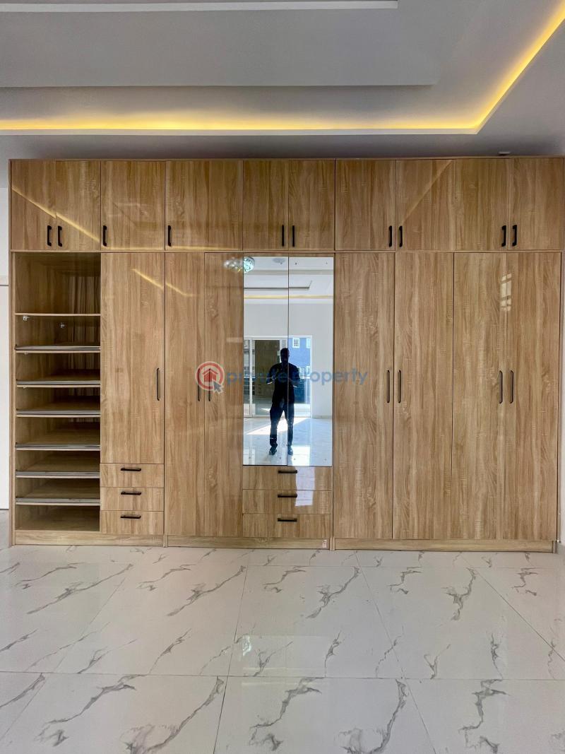 5 bedroom Detached Duplex For Sale Ikota Lekki Lagos - 18