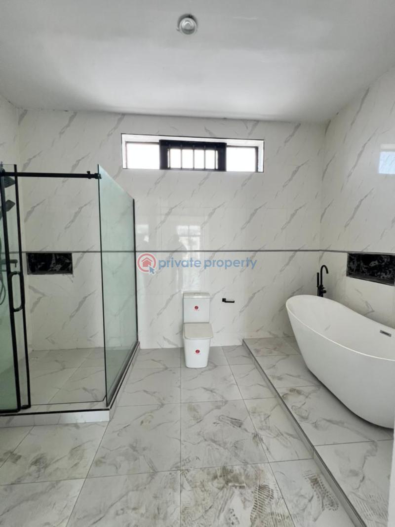 5 bedroom Semi detached Duplex For Sale Chevron Drive Lekki Lagos - 5