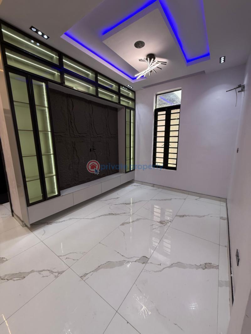 5 bedroom Detached Duplex For Sale Orchid Road Lekki Lagos Along Lekki Expressway Lagos - 6