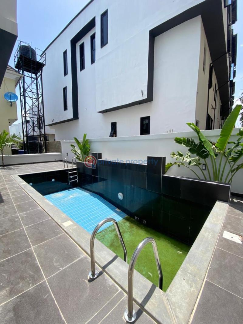 6 bedroom Detached Duplex For Sale Lekki County Ikota Lekki Lagos - 3