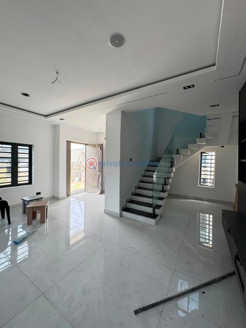 6 bedroom Duplex For Sale Surulere Lagos - 5