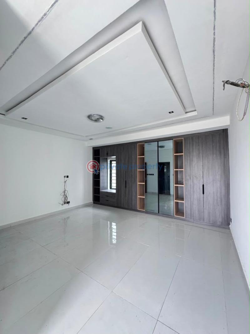 6 bedroom Duplex For Sale Surulere Lagos - 8