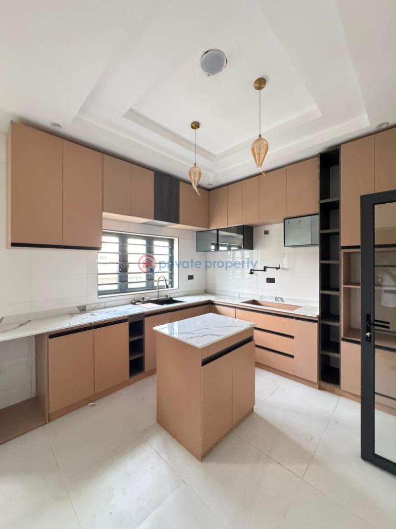 6 bedroom Duplex For Sale Surulere Lagos - 15