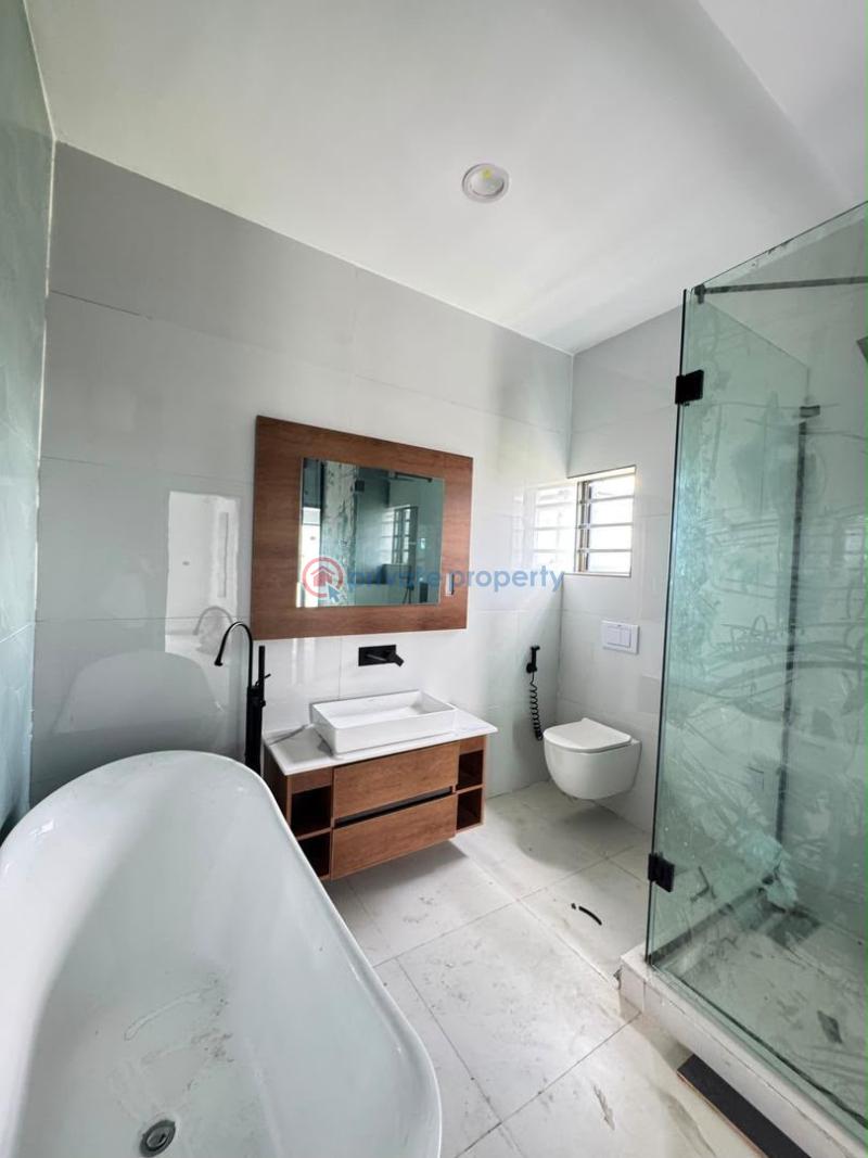 6 bedroom Duplex For Sale Surulere Lagos - 10