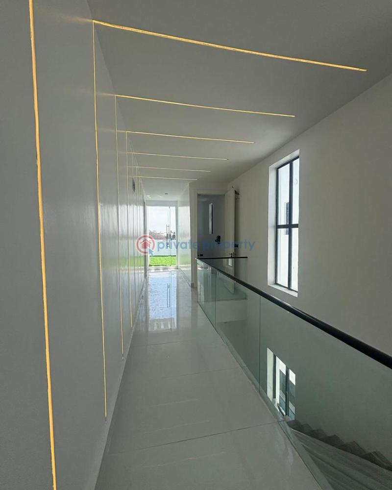 5 bedroom Detached Duplex For Sale Lekki Phase 1 Lagos - 1