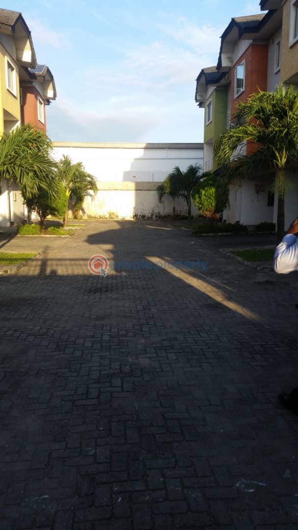 4 bedroom Semi detached Duplex For Sale Ikate Lekki Lagos - 10