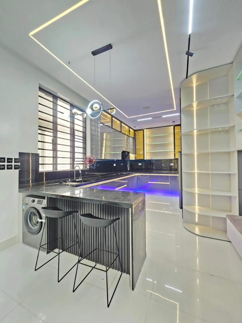 5 bedroom Detached Duplex For Sale Chevron Toll Lekki Chevron Drive Lekki Lagos - 4