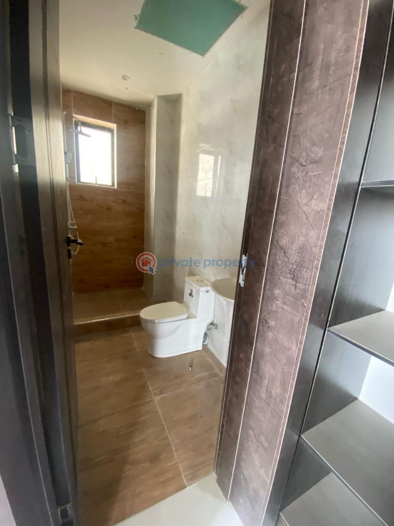 Stunning  built  2bedroom apartment with elevator - 5 2 bedroom Block Of Flats For Sale Lekki Phase 1 Lagos - 5