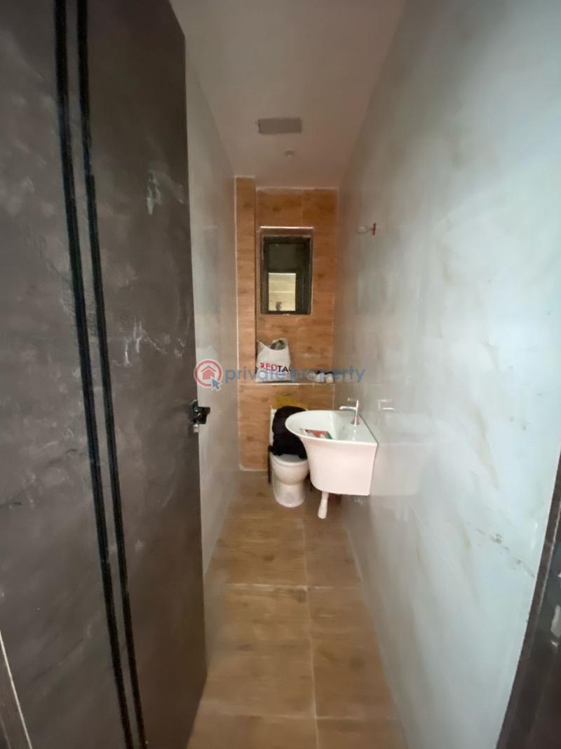 Stunning  built  2bedroom apartment with elevator - 6 2 bedroom Block Of Flats For Sale Lekki Phase 1 Lagos - 6