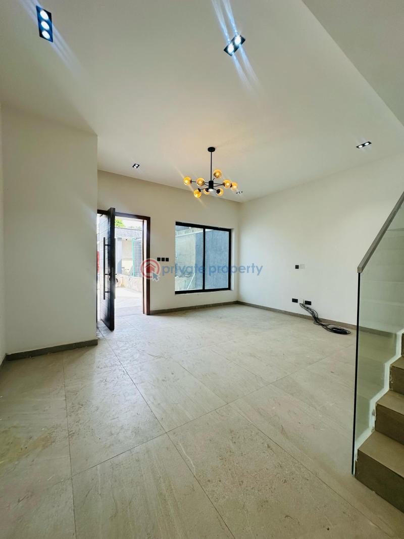 4 bedroom Terraced Duplex For Sale Magodo GRA Phase 2 Kosofe/Ikosi Lagos - 0