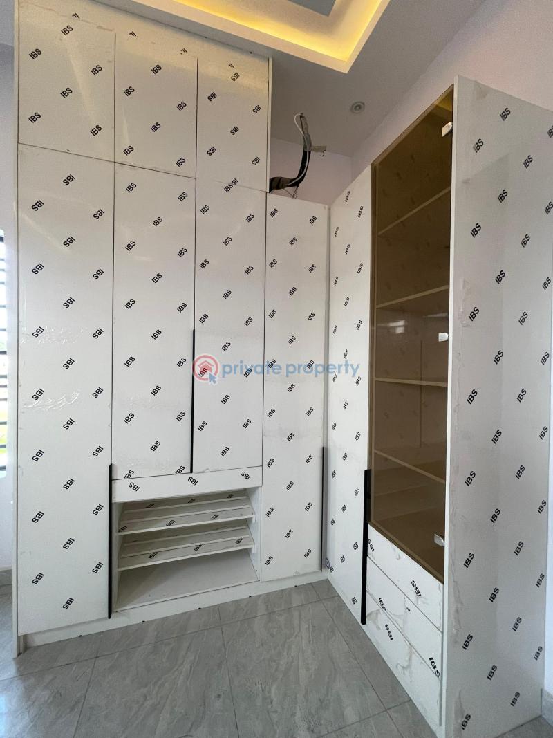 4 bedroom Terraced Duplex For Sale Chevron Drive Lekki Lagos - 8