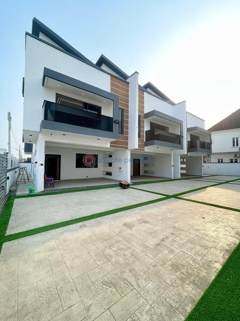 4 bedroom Terraced Duplex For Sale Chevron Drive Lekki Lagos - 0