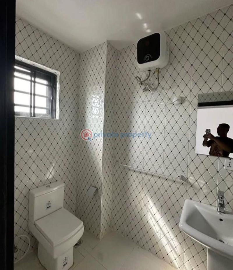 2 bedroom Block Of Flats For Rent Gardens Estate Osapa London Lekki Lagos - 7