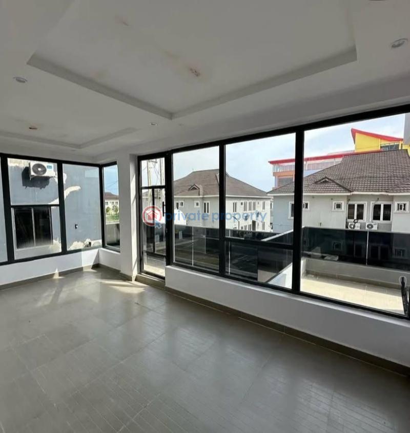 2 bedroom Block Of Flats For Rent Gardens Estate Osapa London Lekki Lagos - 1