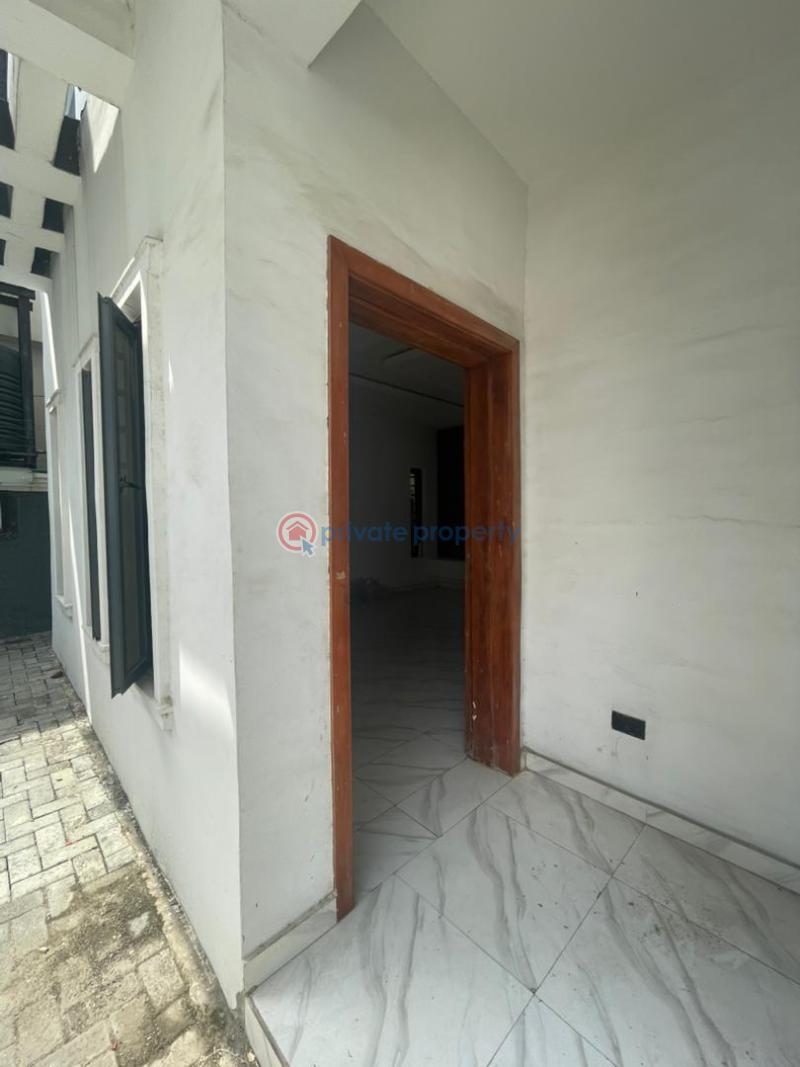 4 bedroom Detached Duplex For Sale Ochid Road Along Lekki Expressway Lagos - 5