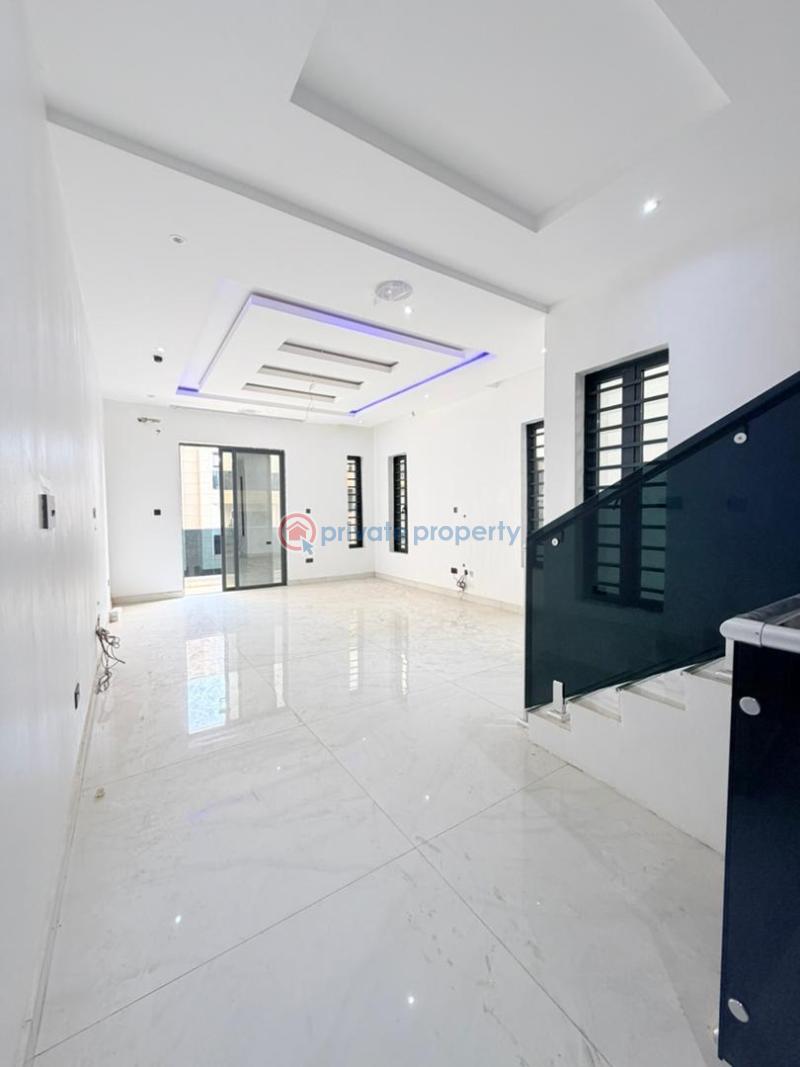 5 bedroom Detached Duplex For Sale Ikeja GRA Lagos - 1