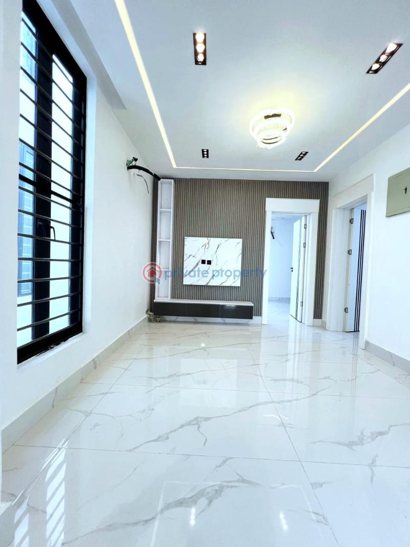 5 bedroom Detached Duplex For Sale Chevron Drive Lekki Lagos - 4